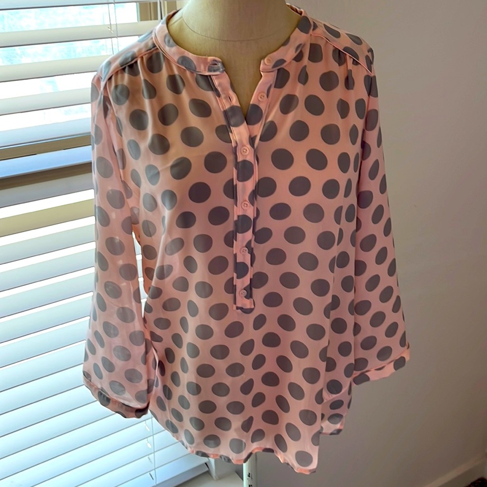 Banana Republic pink and gray polka dot 3/4 sleeve blouse
